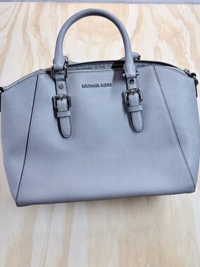 Michael Kors Ciara Large Saffiano Leather Satchel Pearl Grey Top Zip
